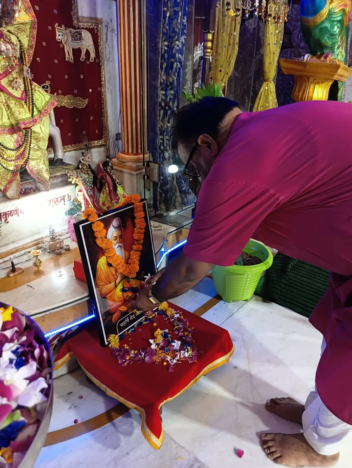 Guru Pujan 10