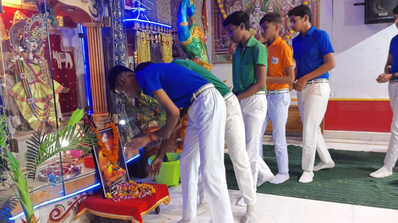 Guru Pujan 17